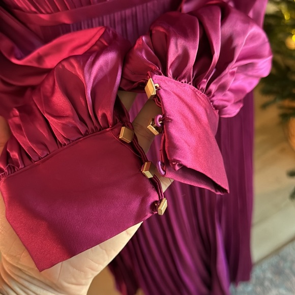 Mac Duggal Pleated Long Sleeve Satin A-Line Gown - Picture 7 of 10